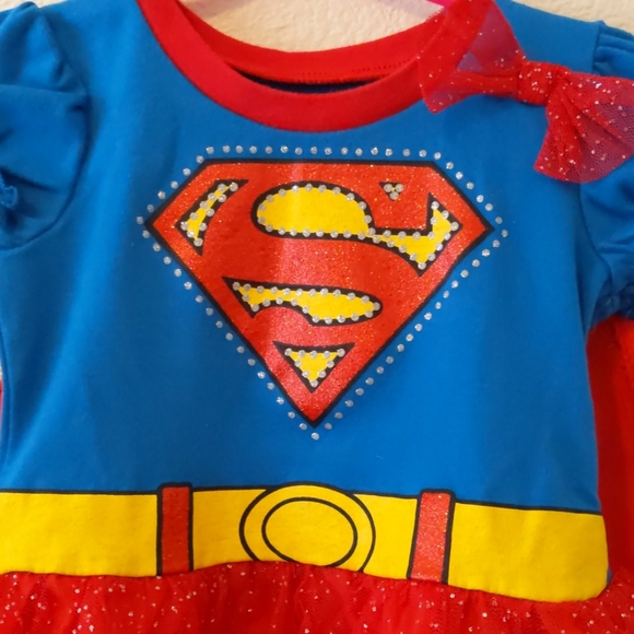 Super adorable super girl dress/costume - Picture 2 of 3